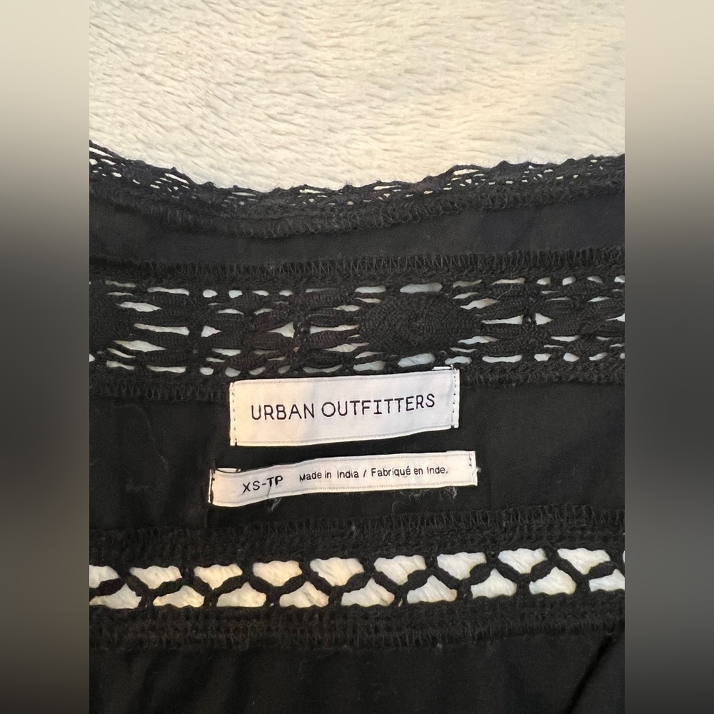 🖤 Urban Outfitters Luna Crotchet Button-Down Mini Dress - Picture 10 of 10